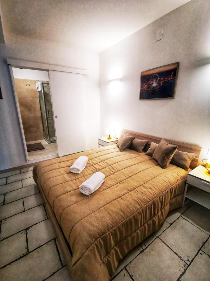 Pietra Bianca Appartment Bari Kültér fotó