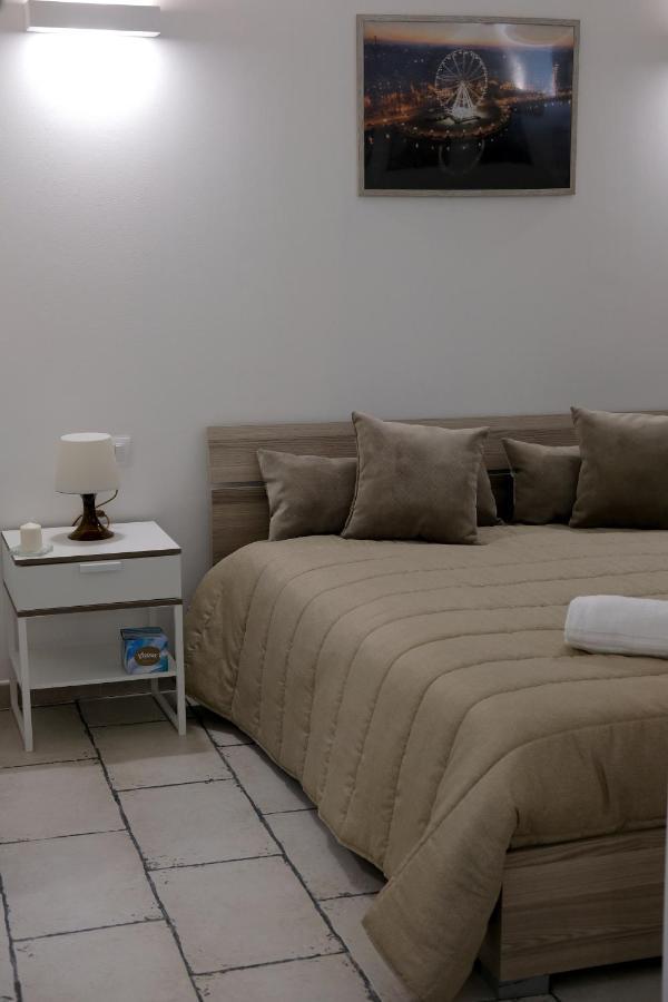 Pietra Bianca Appartment Bari Kültér fotó