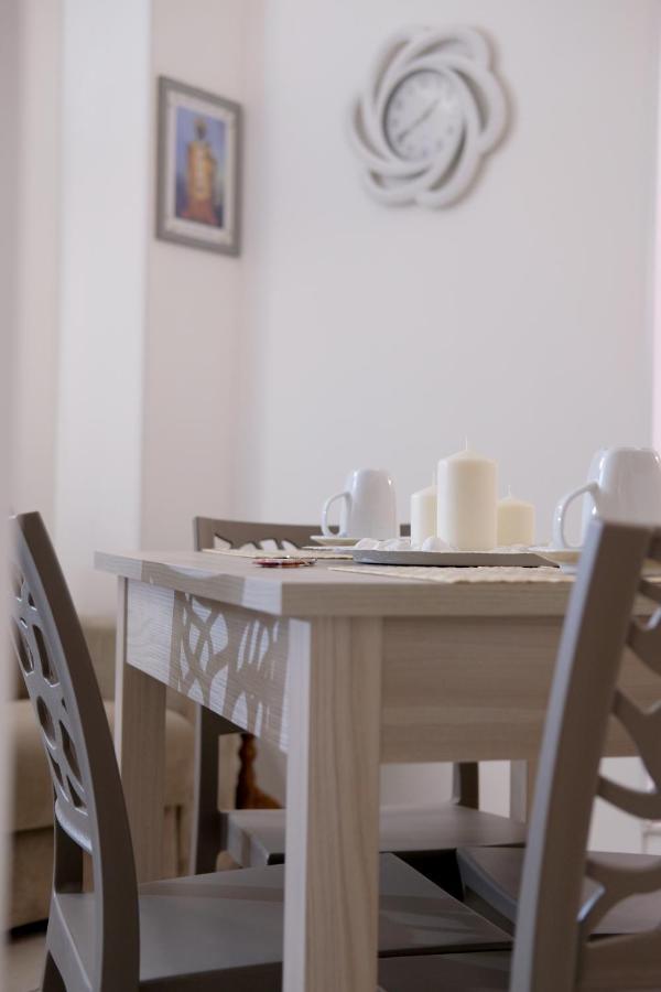Pietra Bianca Appartment Bari Kültér fotó