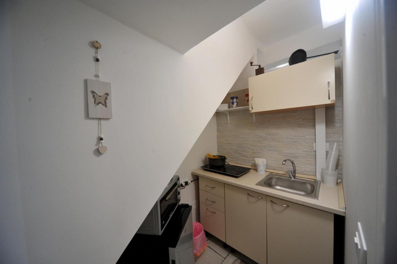 Pietra Bianca Appartment Bari Kültér fotó