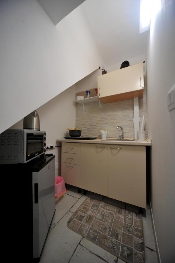 Pietra Bianca Appartment Bari Kültér fotó